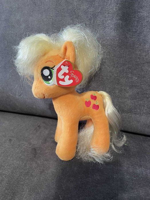 my little pony g4 applejack NWT