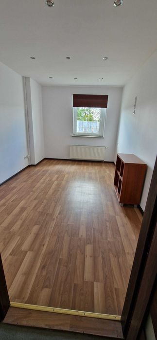 Biura, magazyny do wynajęcia w Niemczech blisko granicy PL - Löcknitz.