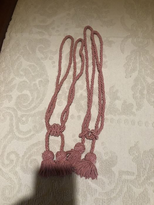 Cordão para cortinas em rosa (2)