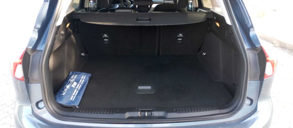 Ford Focus SW 1.5 TDCI ECOBLUE BUSINESS | Janeiro 2019 | 196.000 Km