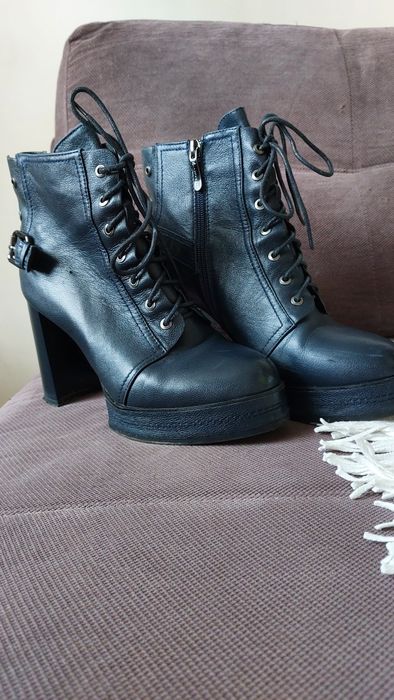 Осінньо-весняні черевички на високому каблуку