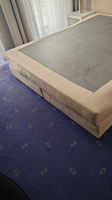 Łóżko 160x200 z materacem