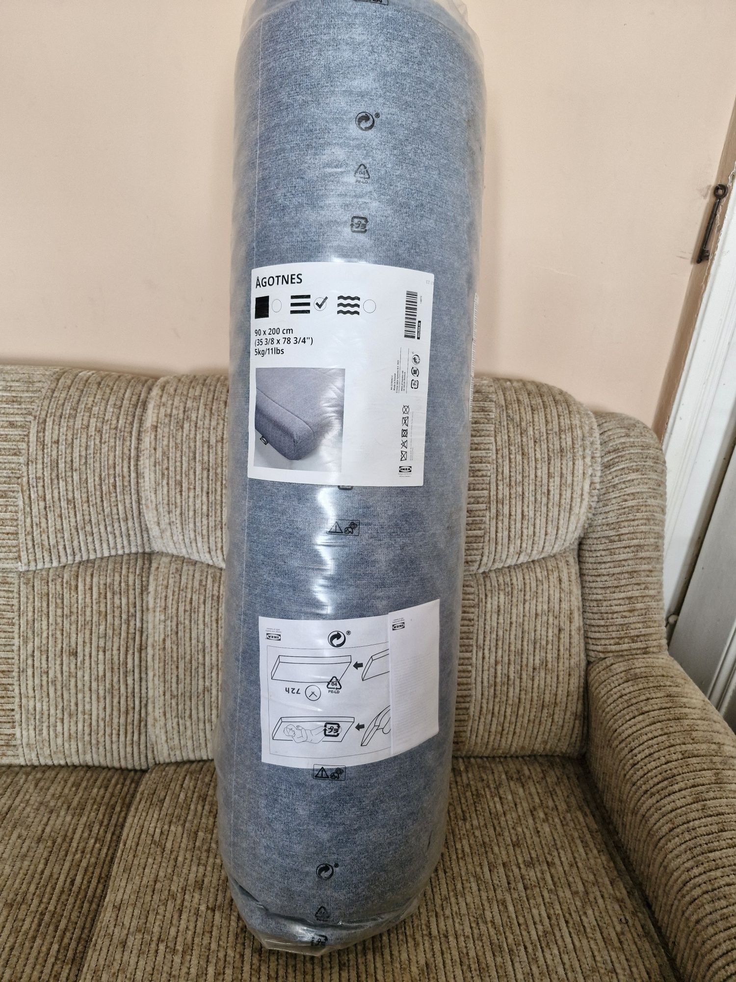 Materac  90 × 200