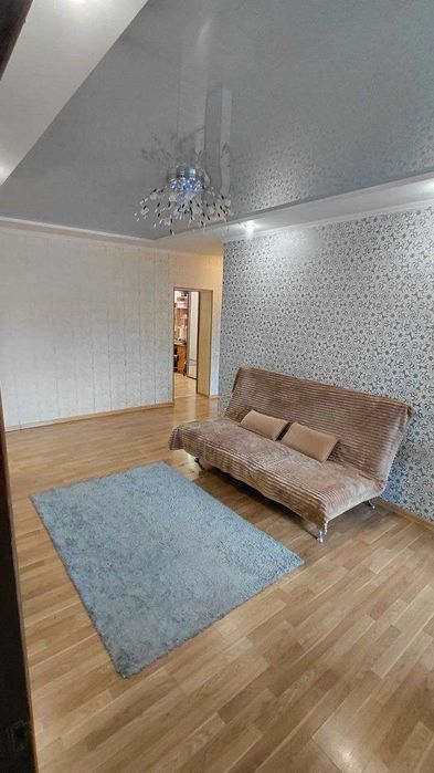 Продам 3-к квартиру з АВТОНОМНИМ ОПАЛЕННЯМ Філософська Лесі Українки