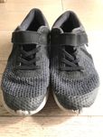 Buty dziecięce Nike rozmiar 35 22 cm