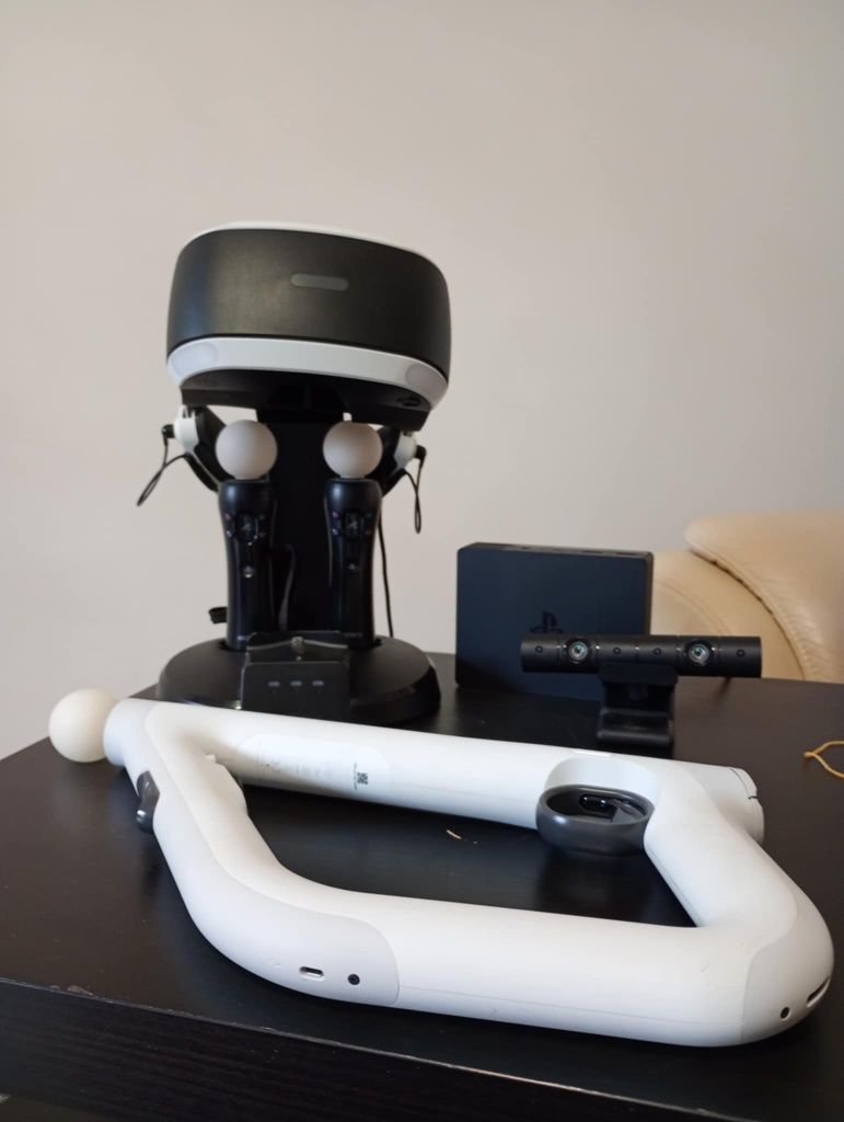 Ps4 VR - zestaw z karabinem + gry