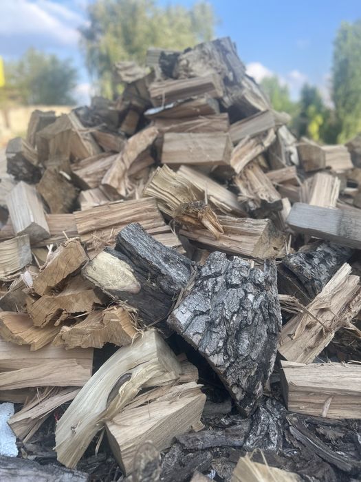 Дрова твердих порід | Метрові або колоті | Акація, берест, клен, ясень