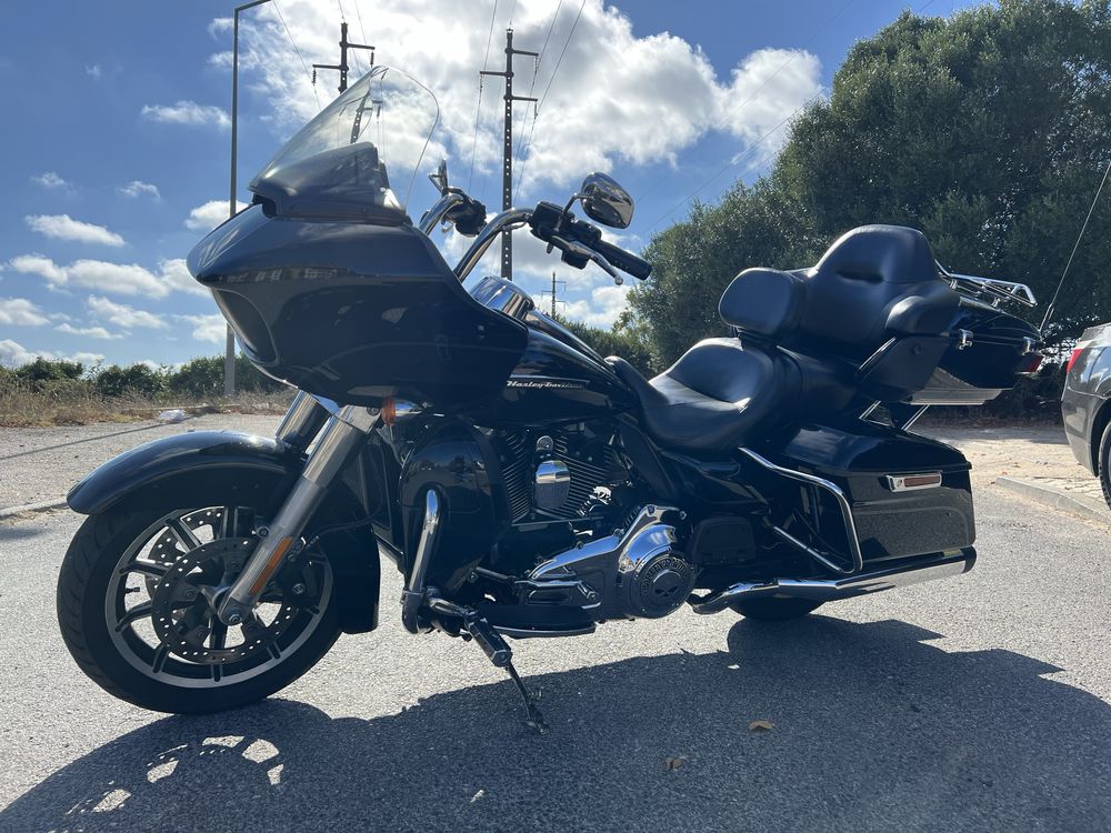 Harley Davidson Road Glide Special Touring Pack