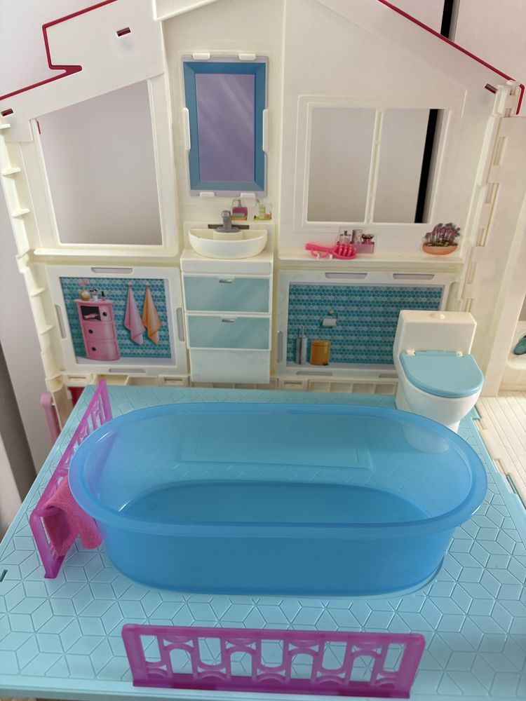 Domek miejski Barbie z windą