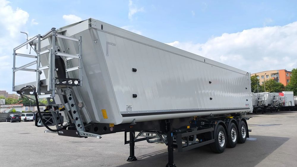 Schmitz Cargobull 40.2m3  Klapa do czoła+szyber 40.2m3