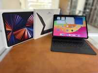 Ipad A2378 5 gen. + klawiatura Magic Keyboard Mjqk3d