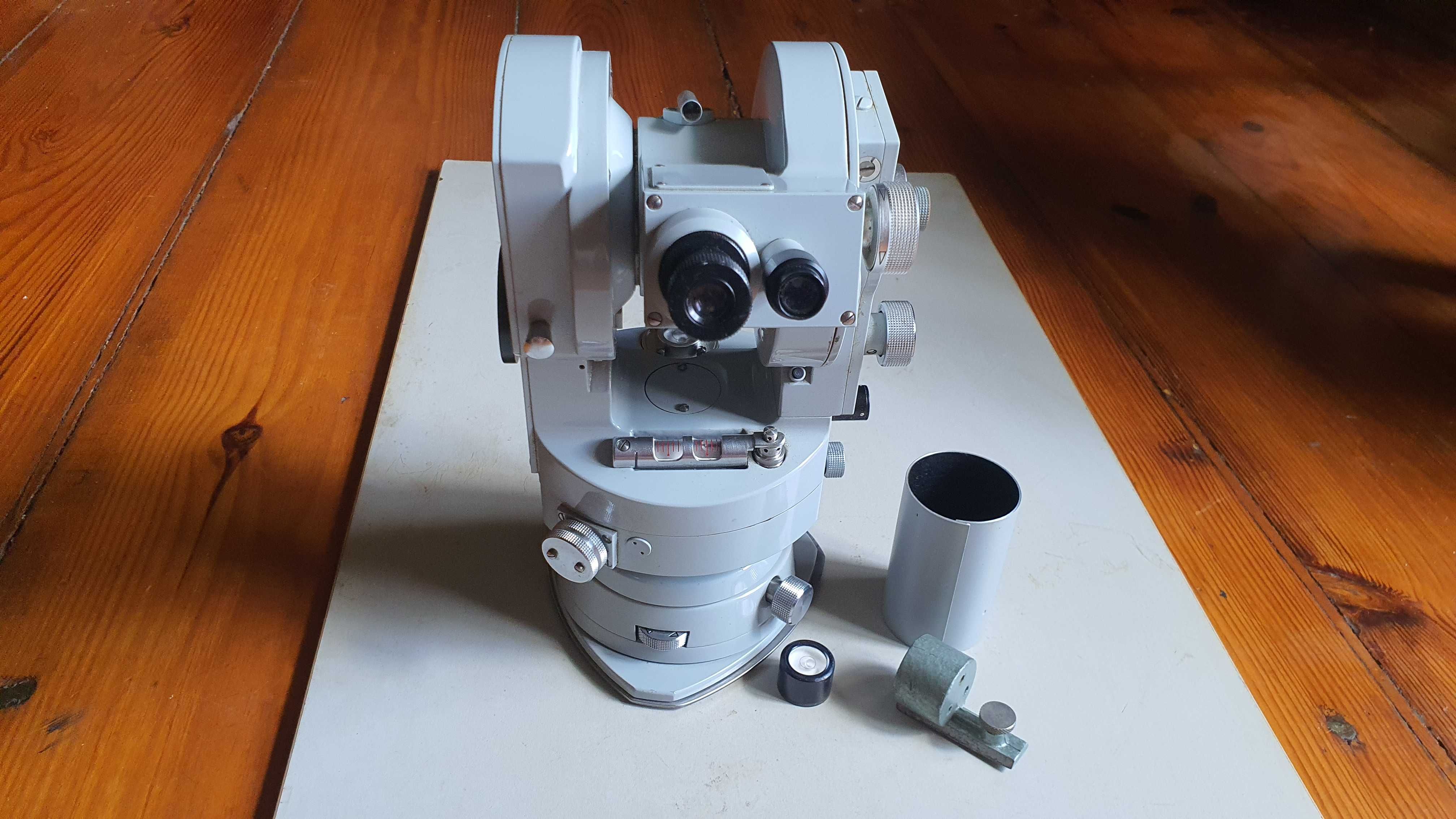 niwelator - teodolit - carl zeiss RTA 4