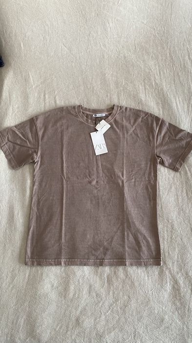 Оверсайз футболка Zara з ефектом випраної тканини