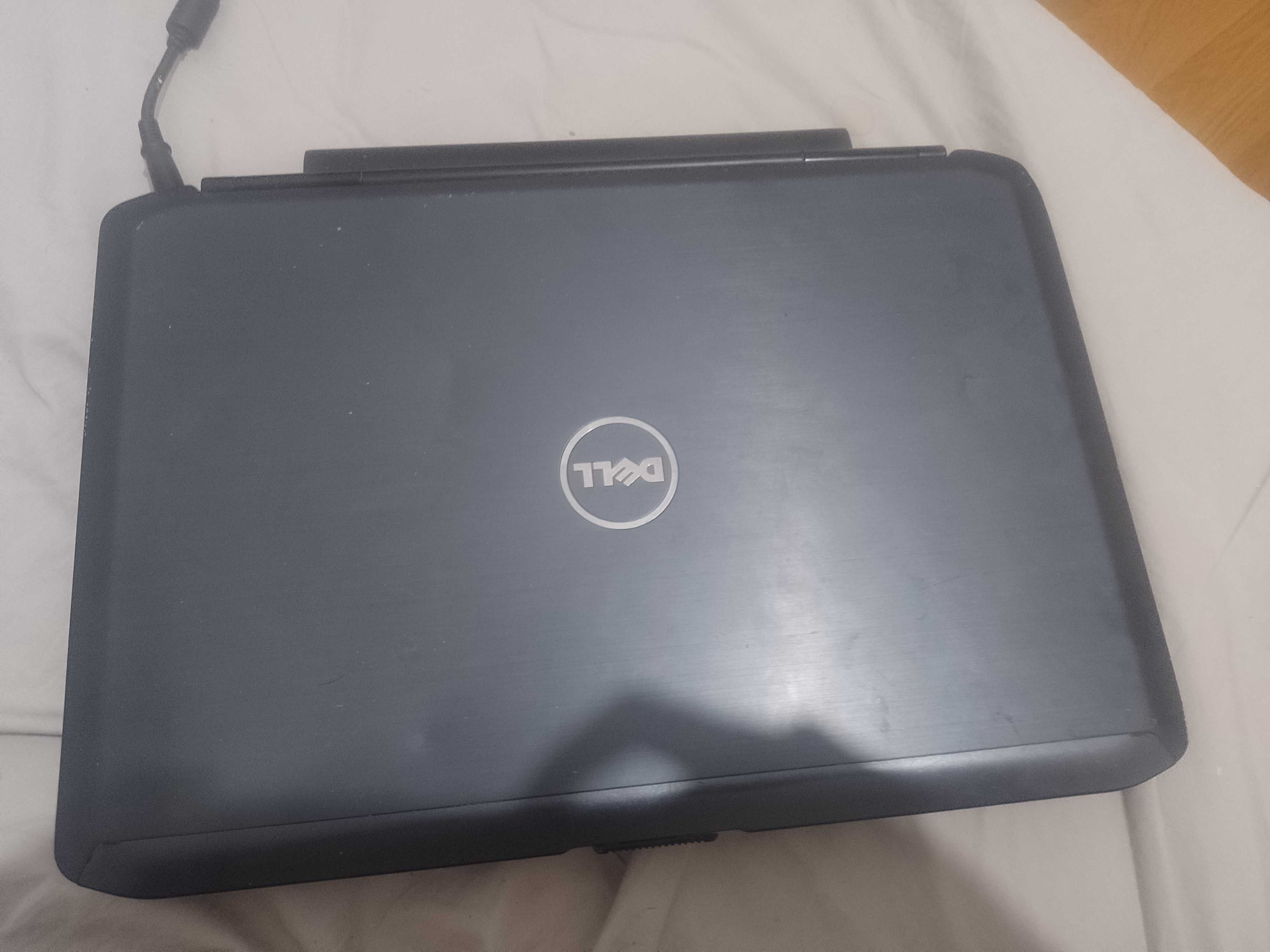Notebook Dell windows 11 em perfeito estado