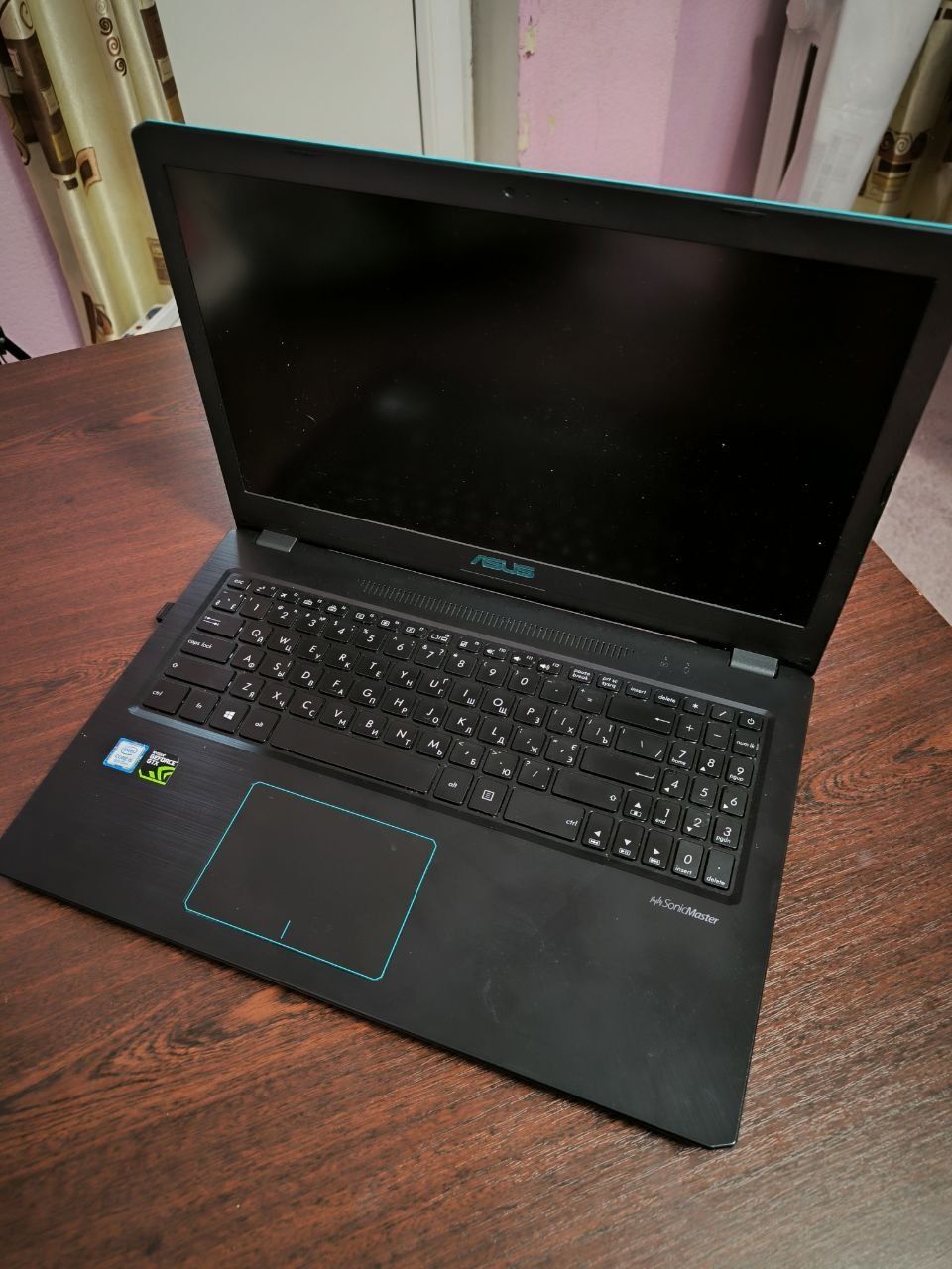 Ноутбук Asus X570UD / NVIDIA Gtx 1050 4gb / SSD NVMe