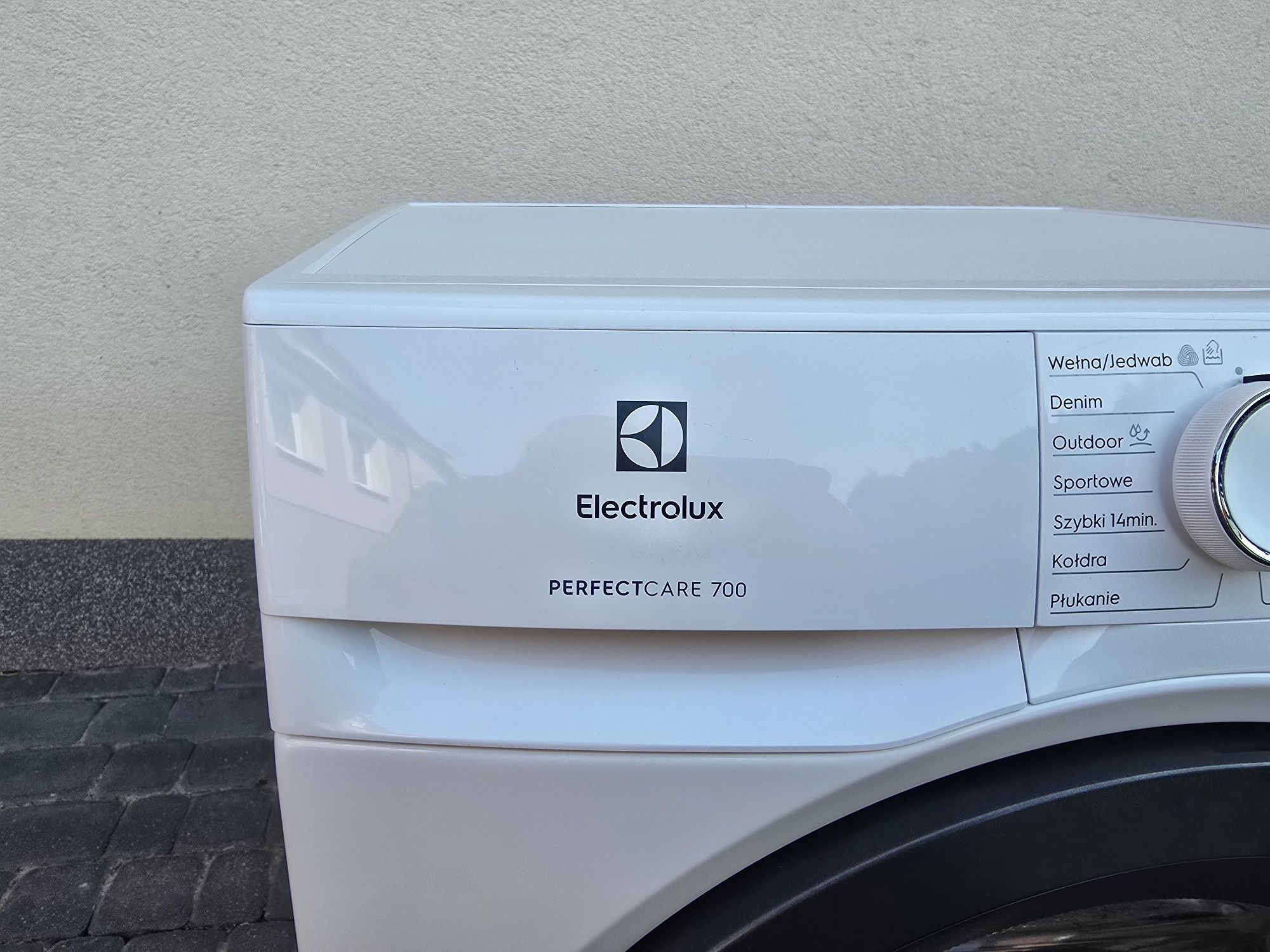 Pralka ELECTROLUX 8Kg WyswLed Inverter A+++ 1400Rpm Parowa