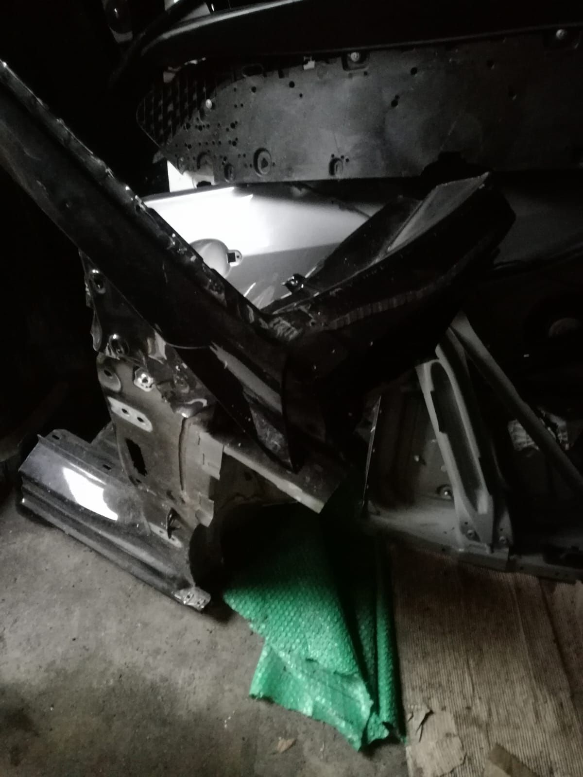 Słupek prawy próg Opel Astra K