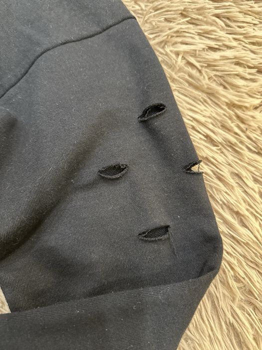 Сучасна молодіжна зіп худі чорна threadbare розмір m