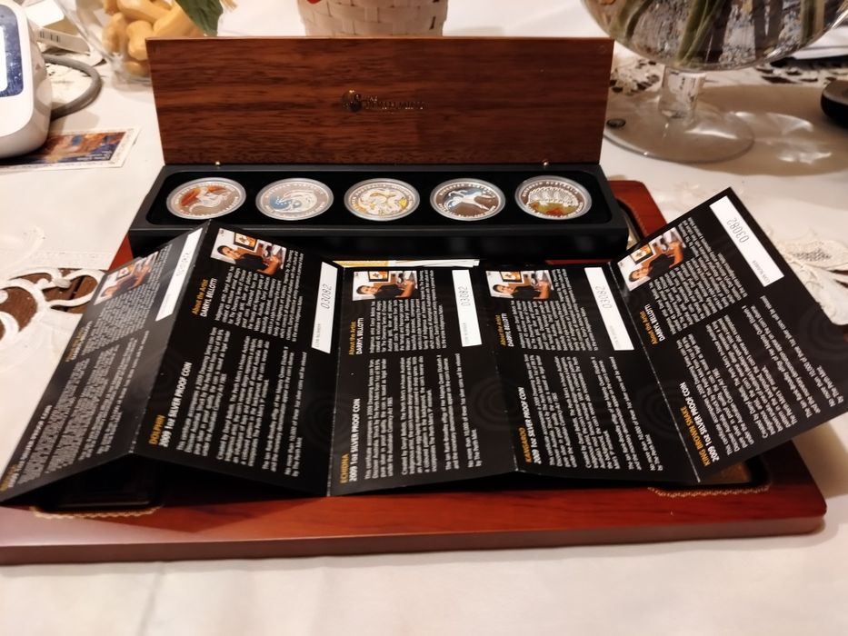 Seria discover Kolekcja monet srebrnych 5 szt w opakowaniu