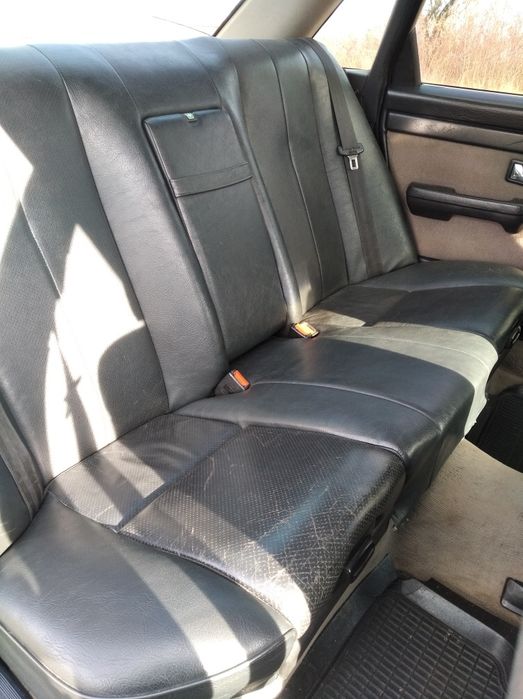 Продається Audi 100