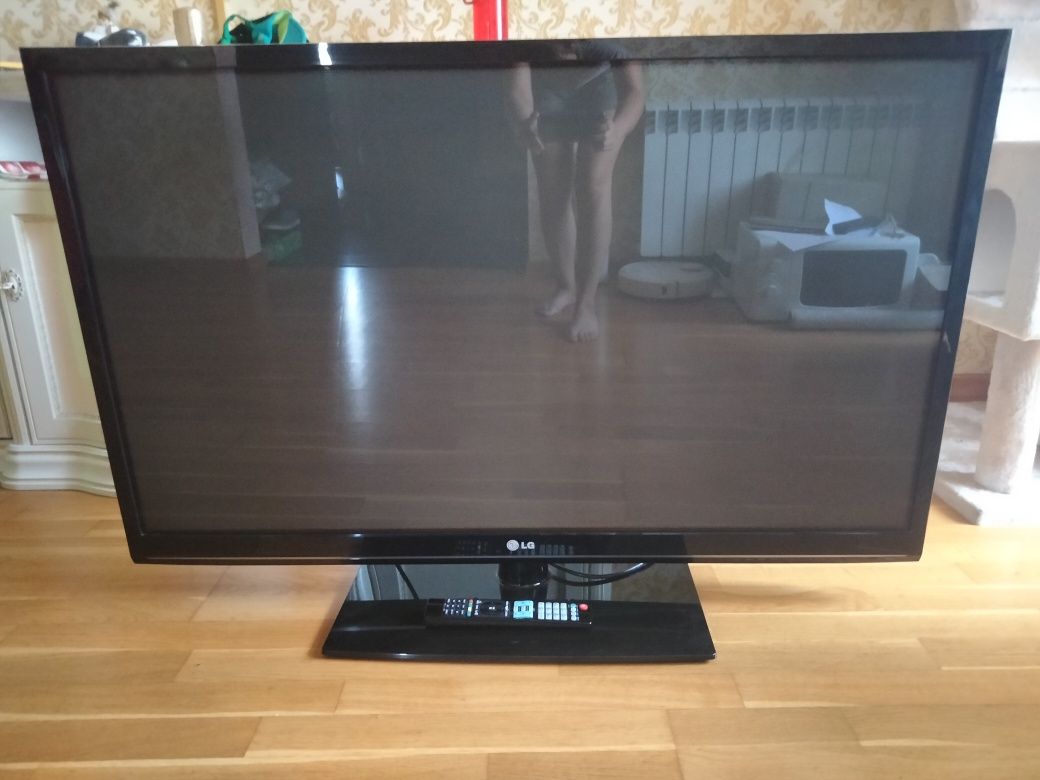 Телевизор, телевізор LG 50PG350  диагональ 50"