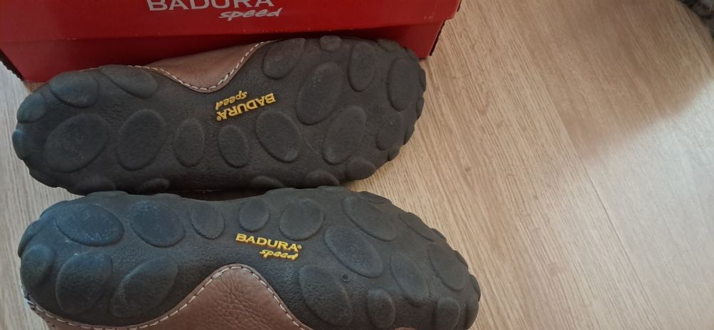 Продам мокасини BADURA.