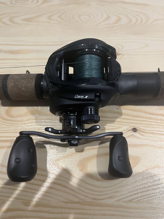 Wedka spiningow z multiplikatorem