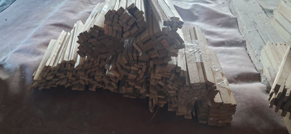 Рамки розібрані для вуликів, бджіл
