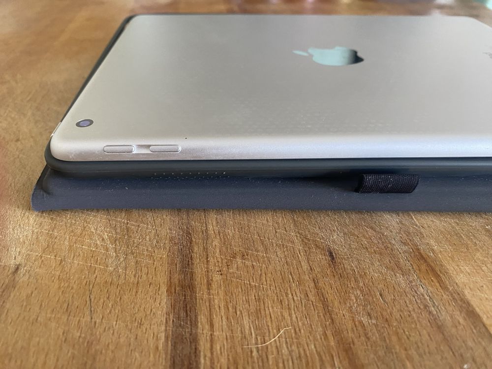 iPad 9.7 (2018) 6ª geração 32 GB- WiFi