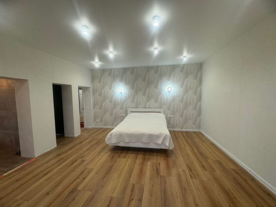 Сучасний сімейний будинок