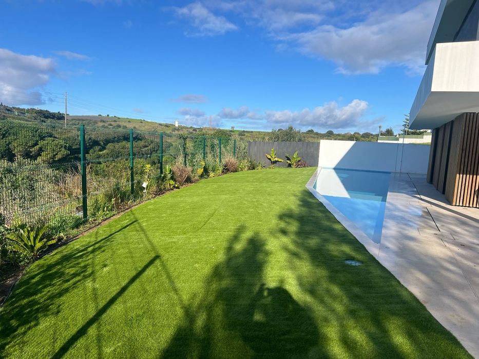 Instalação de relva artificial