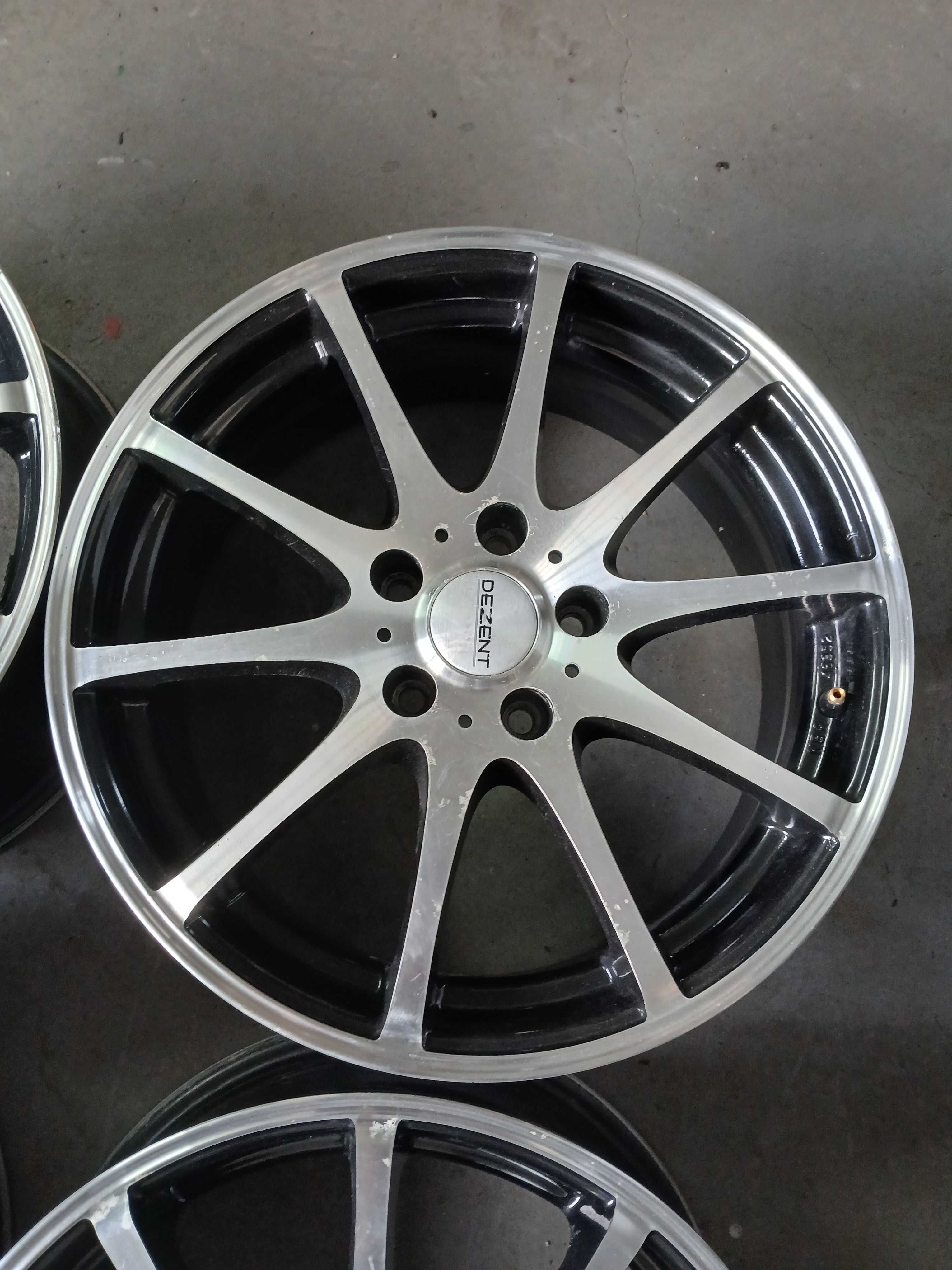 Felgi aluminiowe Dezent czarno chromowane 7j17 5x112 et 40 ch70