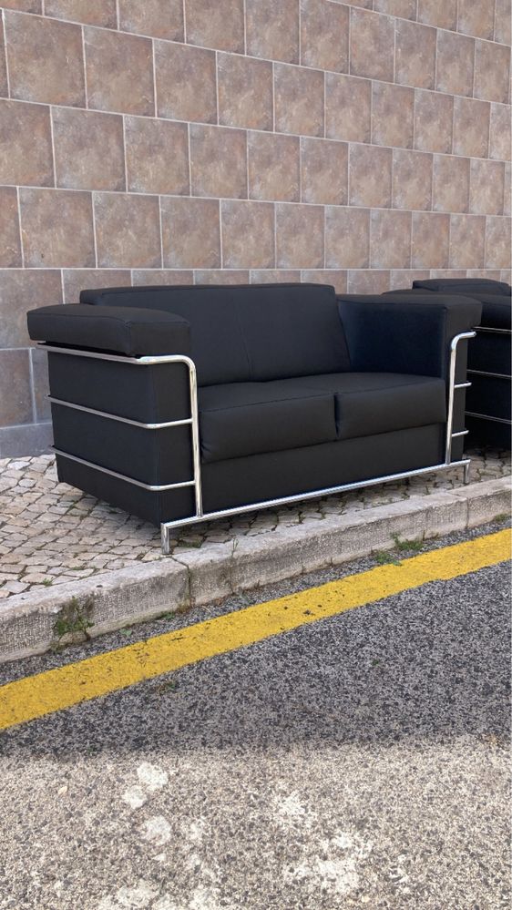 Set sofas of 1 and 2 seats