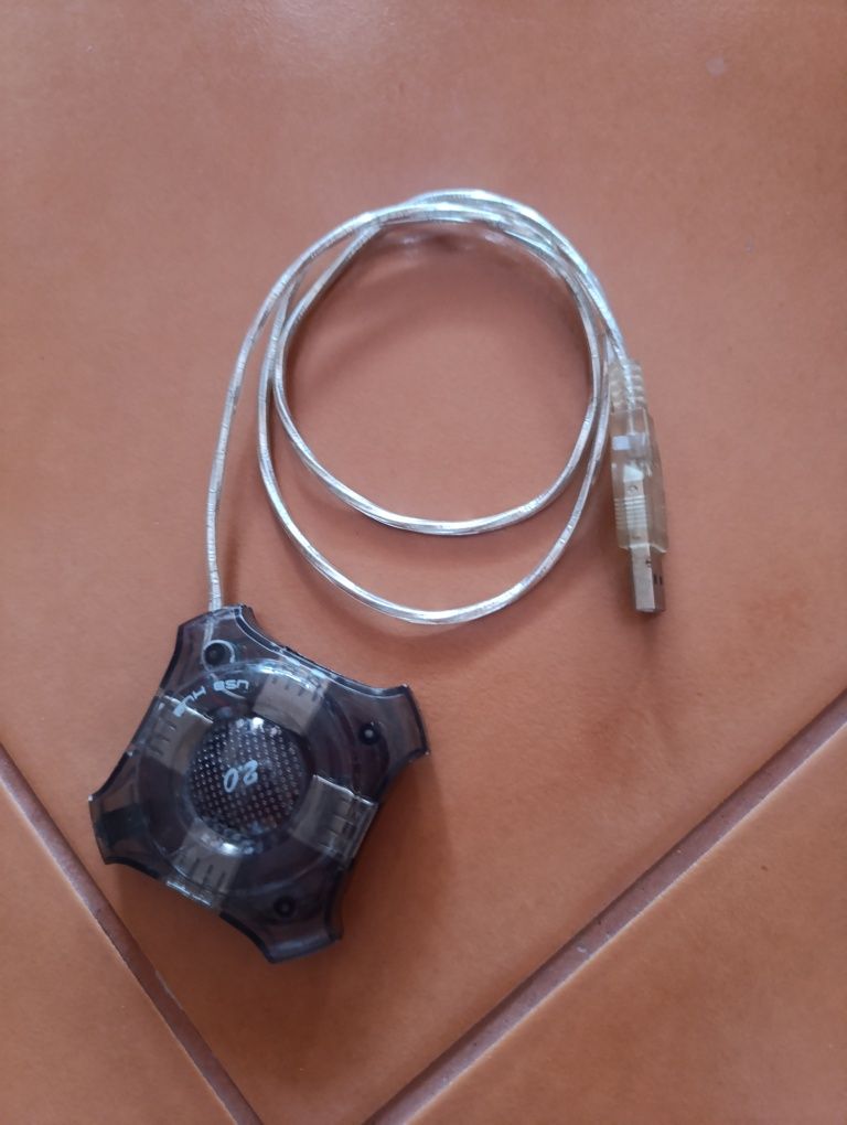 Hub USB com 4 portas