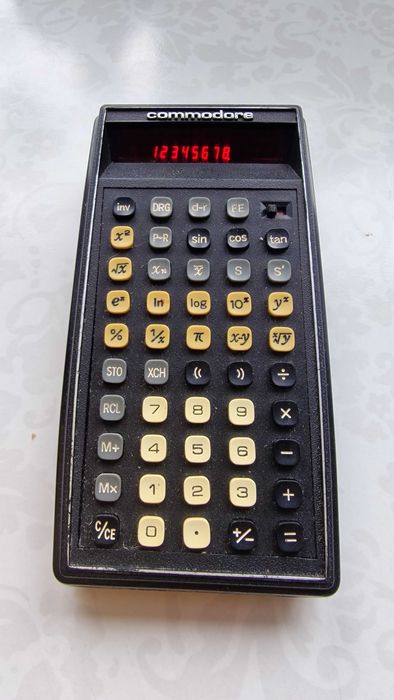 Kalkulator Commodore SR 4912