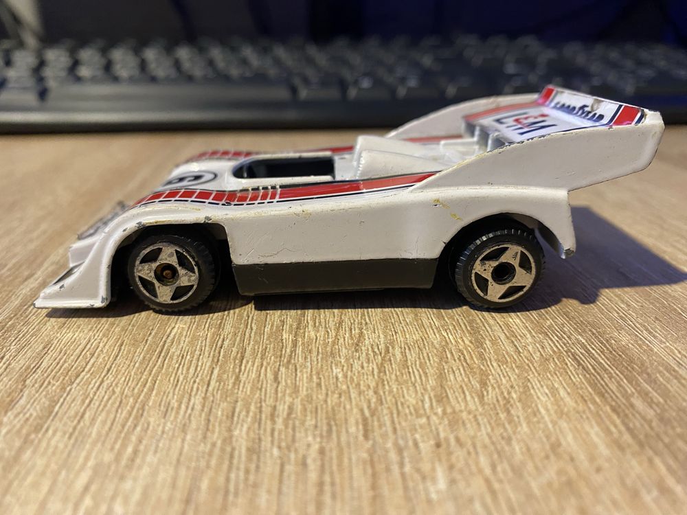 Porsche LM Racecar