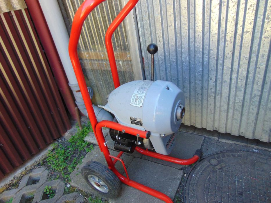 Przepychacz elektryczny do rur Ridgid