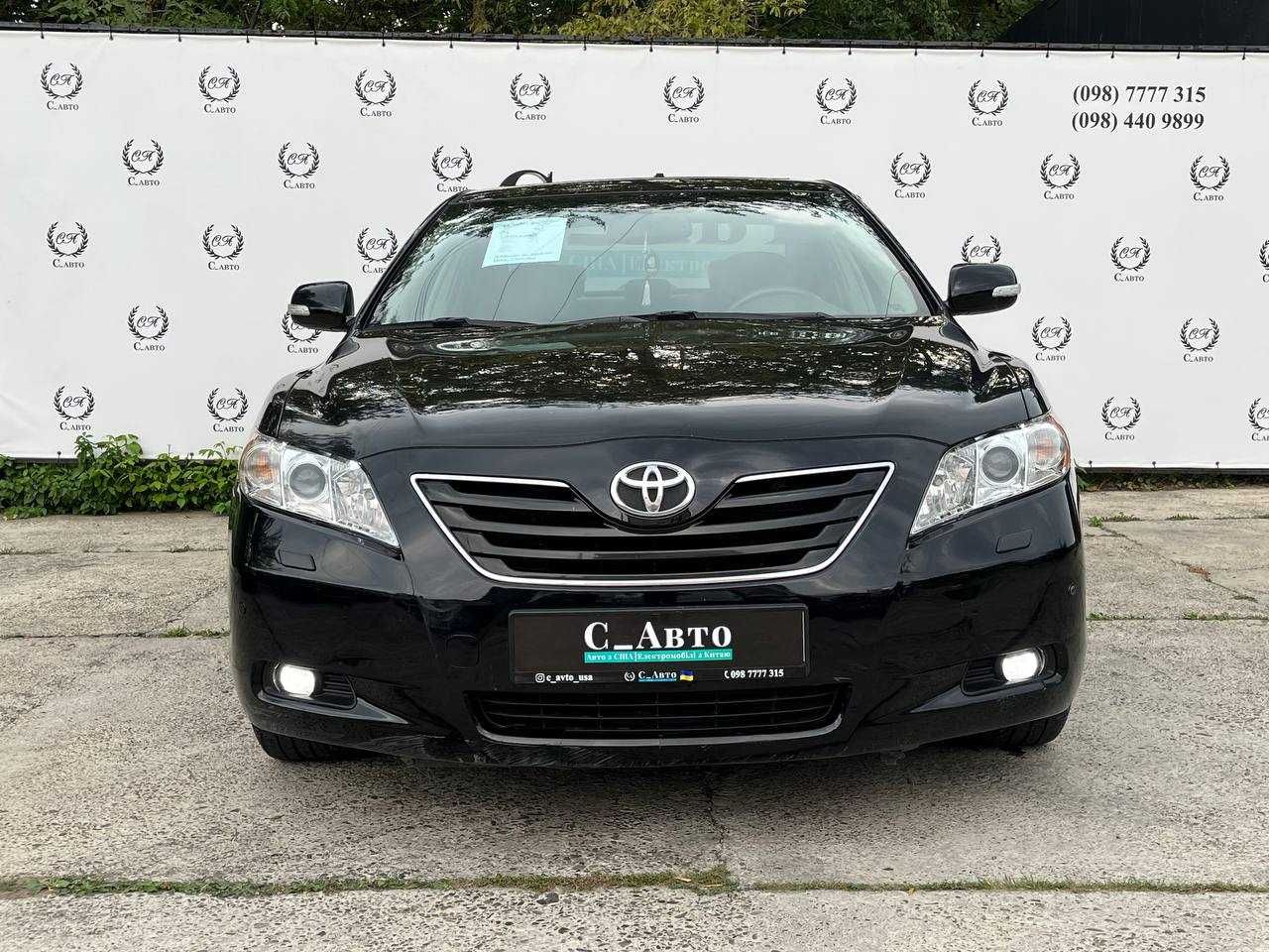 Toyota Camry купити в кредит за 200дол/міс