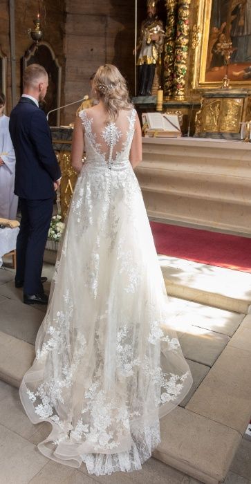 Piękna Suknia ślubna z kolekcji Vanilla Sposa 1915 z 2019 r