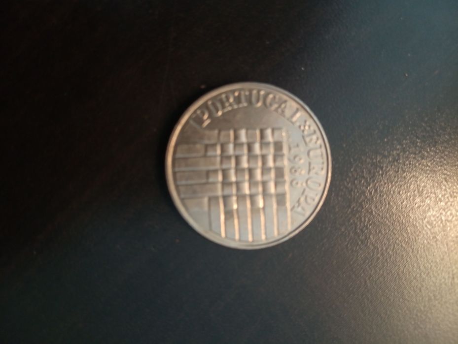 25 escudos - Adesão de Portugal à CEE - Portugal	1986