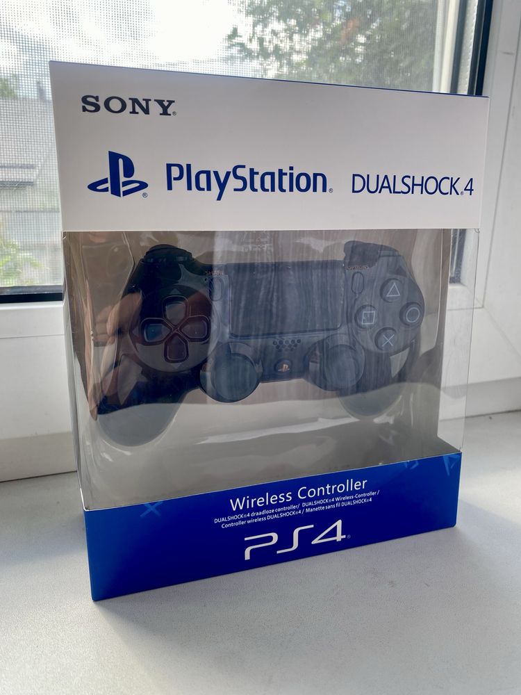 Dualshock 4 500 million limited edition