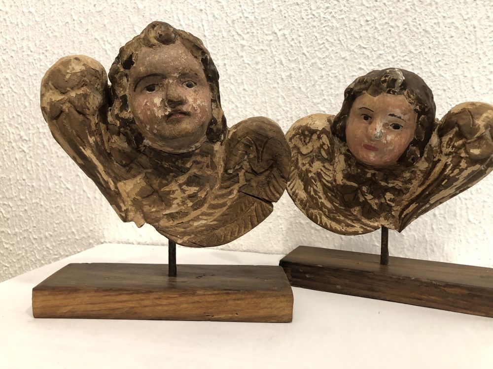 anjos em madeira
