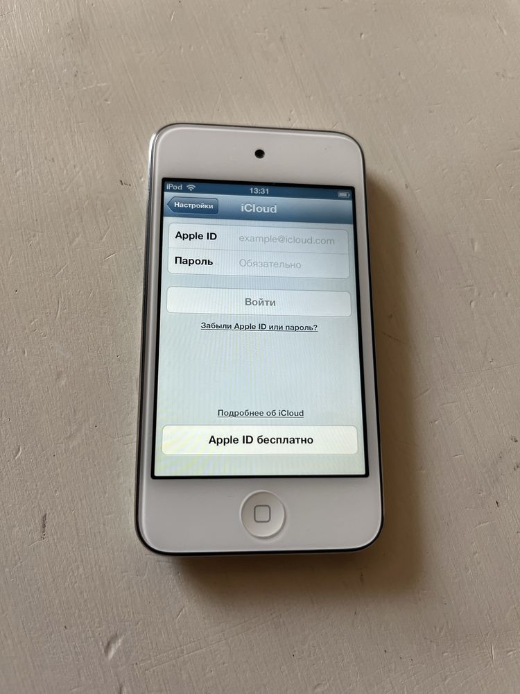 Apple iPod touch 4 памʼять 32gb