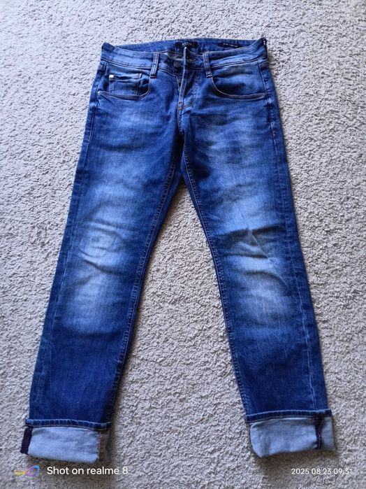 Spodnie GUESS 29