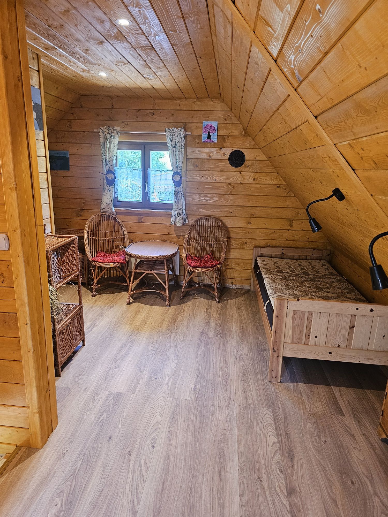 Wynajem domku pod lasem