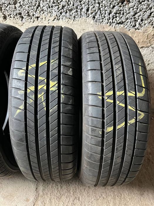 Продам BRIDGESTONE 205/60/r16 (1323)