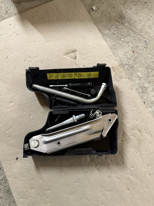 Домкрат audi a6 c5