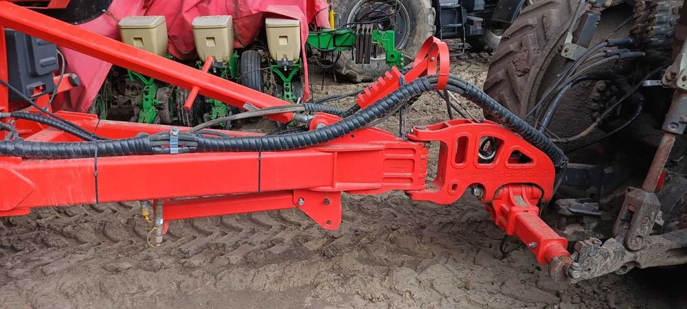 Посівний комплекс Maschio Gaspardo CORONA 600