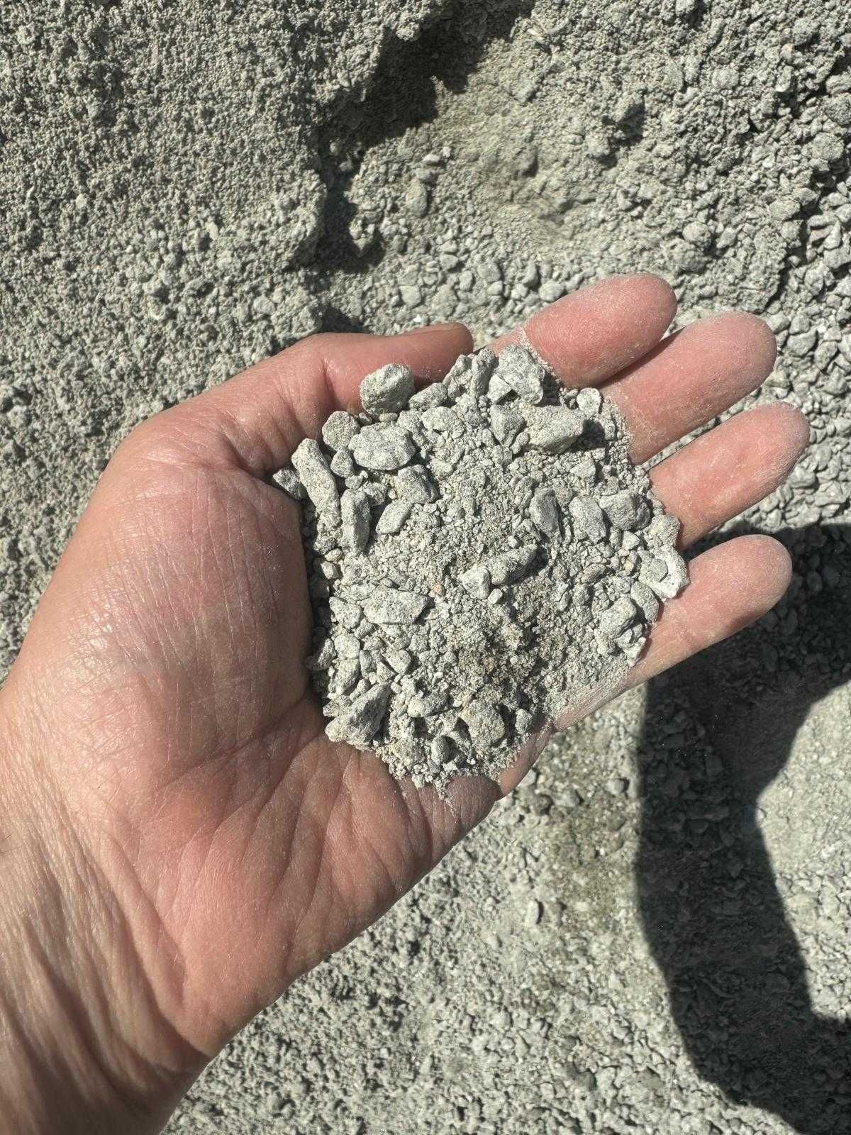 Granit, podsypka granitowa 0/8 po kostkę