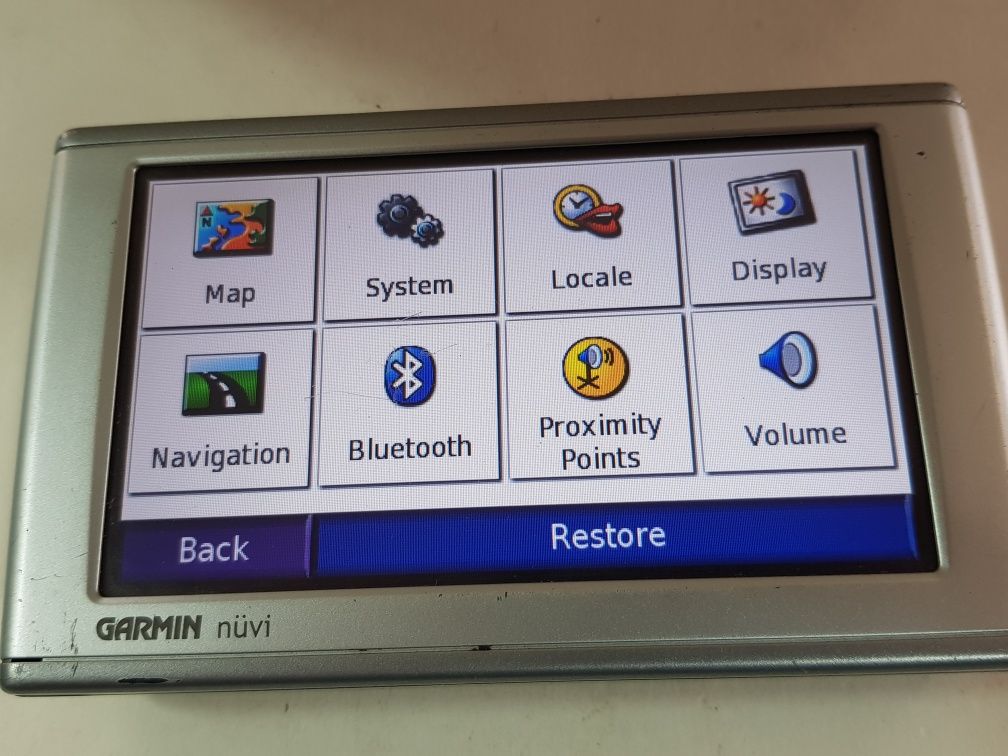 Навигатор Garmin Nuvi 660 FM
